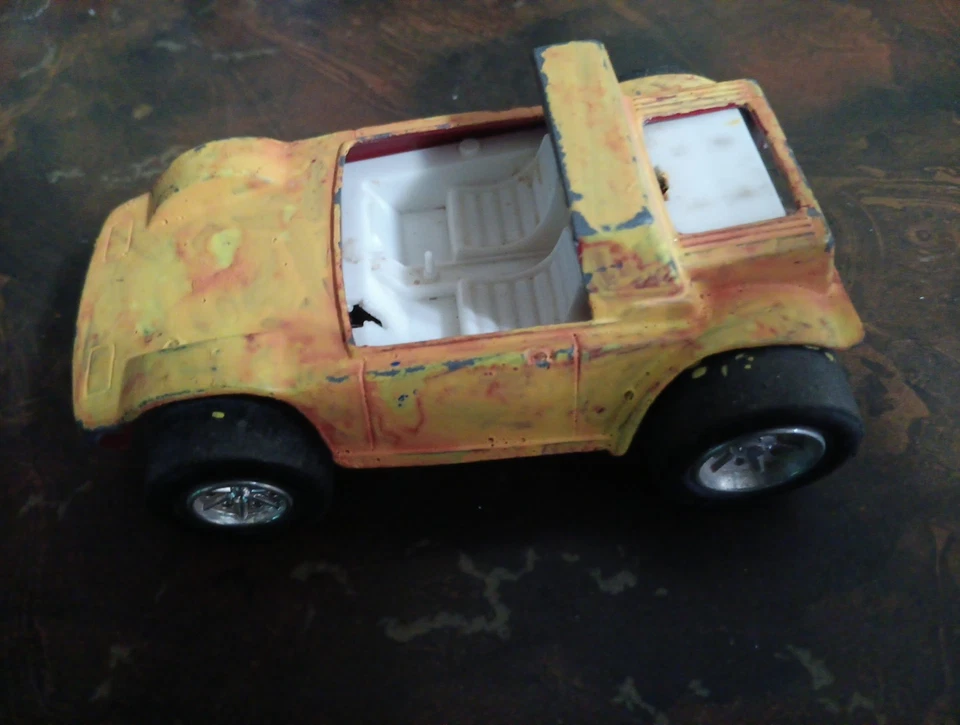 老式tootsie玩具超级光滑Panzer旅行车 — 第 3/4 张图片