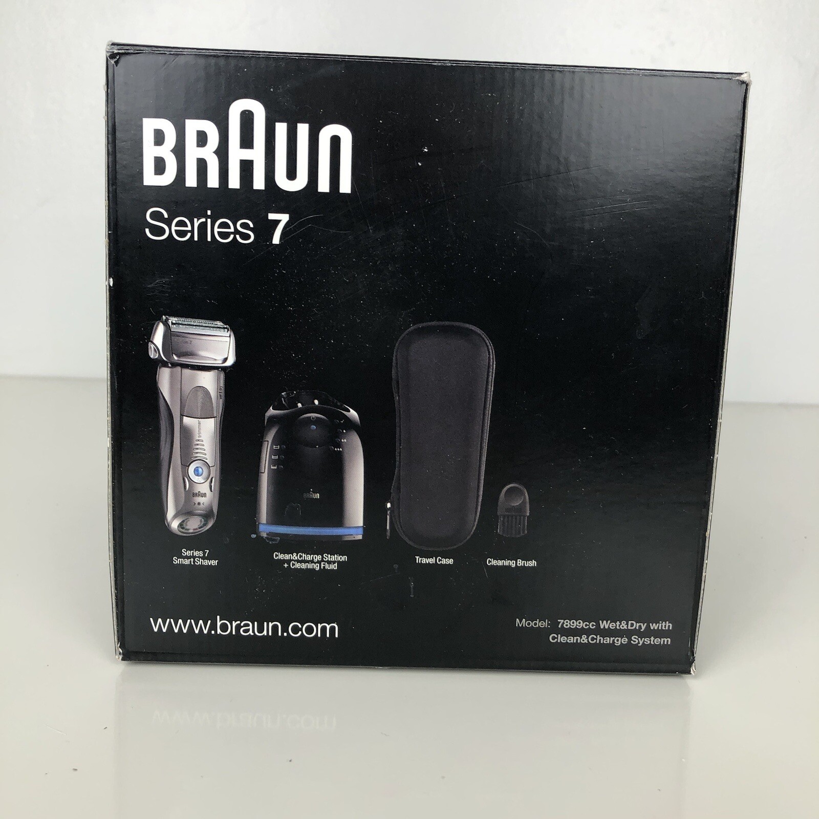 Braun Series 7 7899cc Wet & Dry Shaver with Clean & Charge Station Case Razor