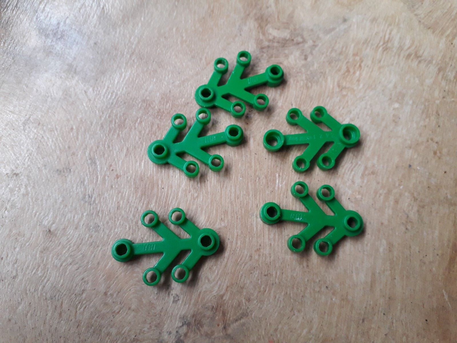 Lego Plant Leaves 4 x 3 Part No 2423 Green x 5 eBay
