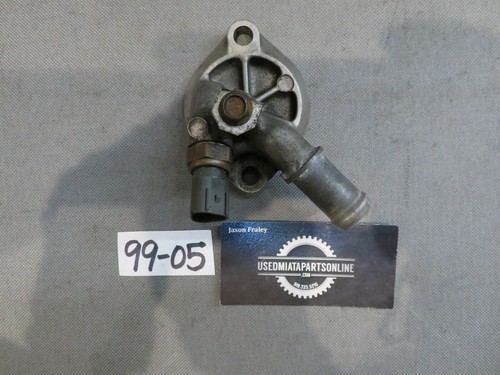 1999-2005 MAZDA MIATA CYLINDER HEAD WATER OUTLET TEMP SENSOR TEMPERATURE HOUSING - Picture 2 of 5