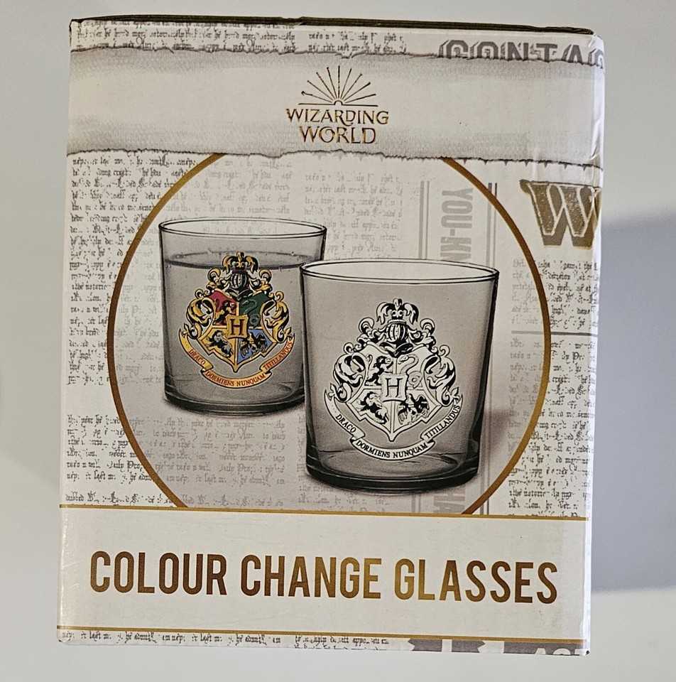 NIB Harry Potter Color Changing Glasses 2 Piece Set. 10.14oz Glasses