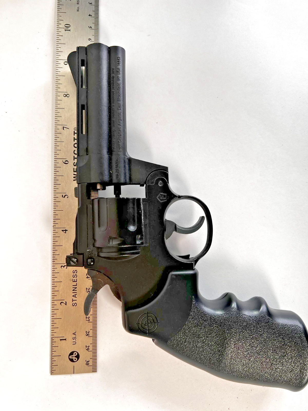 Crosman Double Action CO2 .177 Air Gun Revolver - No Magazine