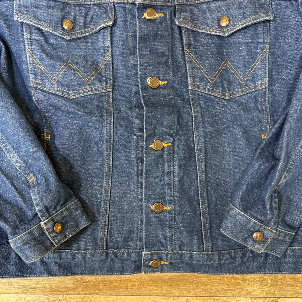 Vintage Wrangler Western Wear Blue Jean Denim Jacket Men's Extra Large - Image 4 of 4