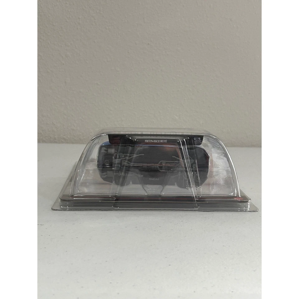 Hot Wheels Premium 2021 Ford Mustang Mach 1 Real Riders Metal/Metal 1:43 - Image 4 of 4