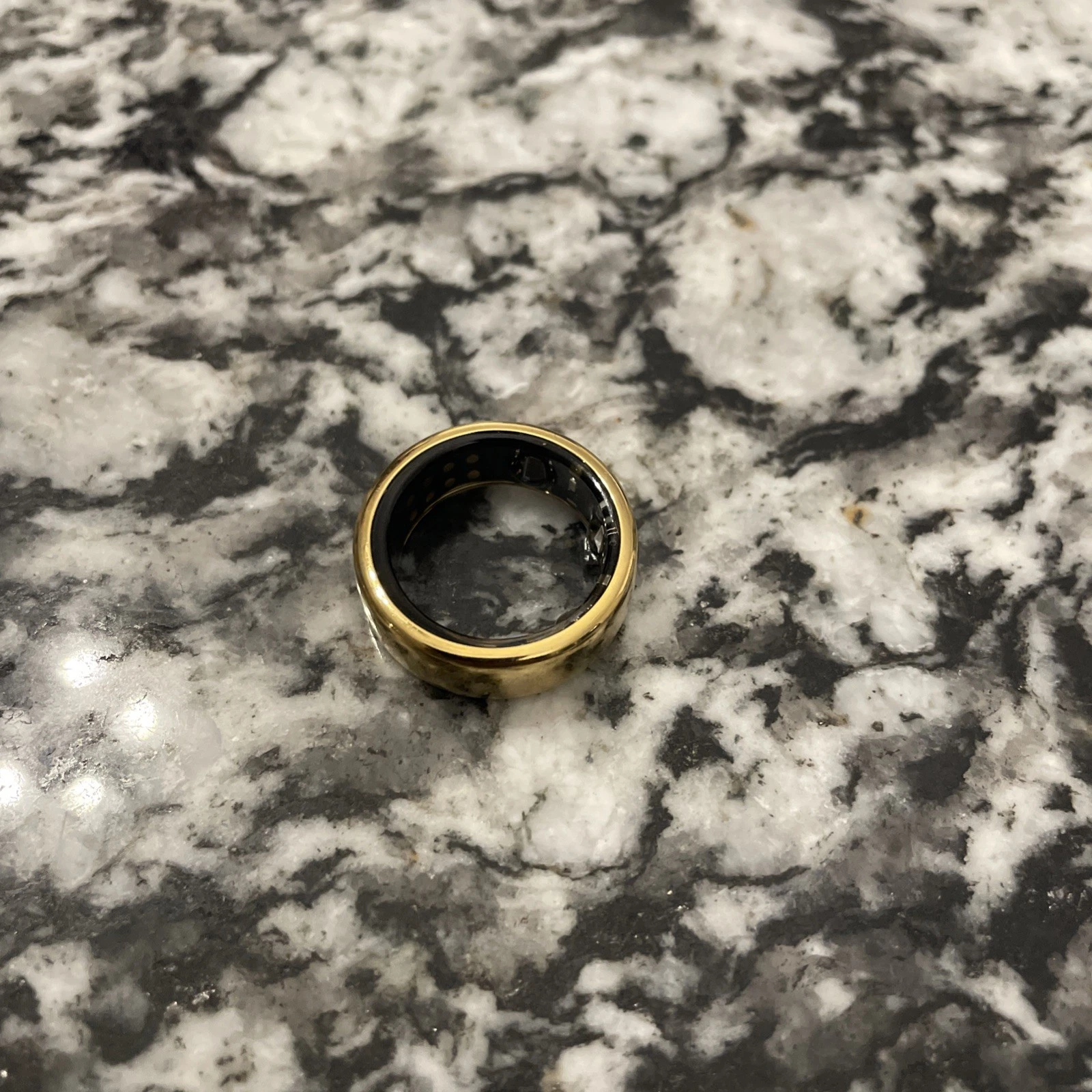 Authentic Oura Ring Gen 3 Horizon Gold Size 10 *Ring Only*
Opens in a new window or tab