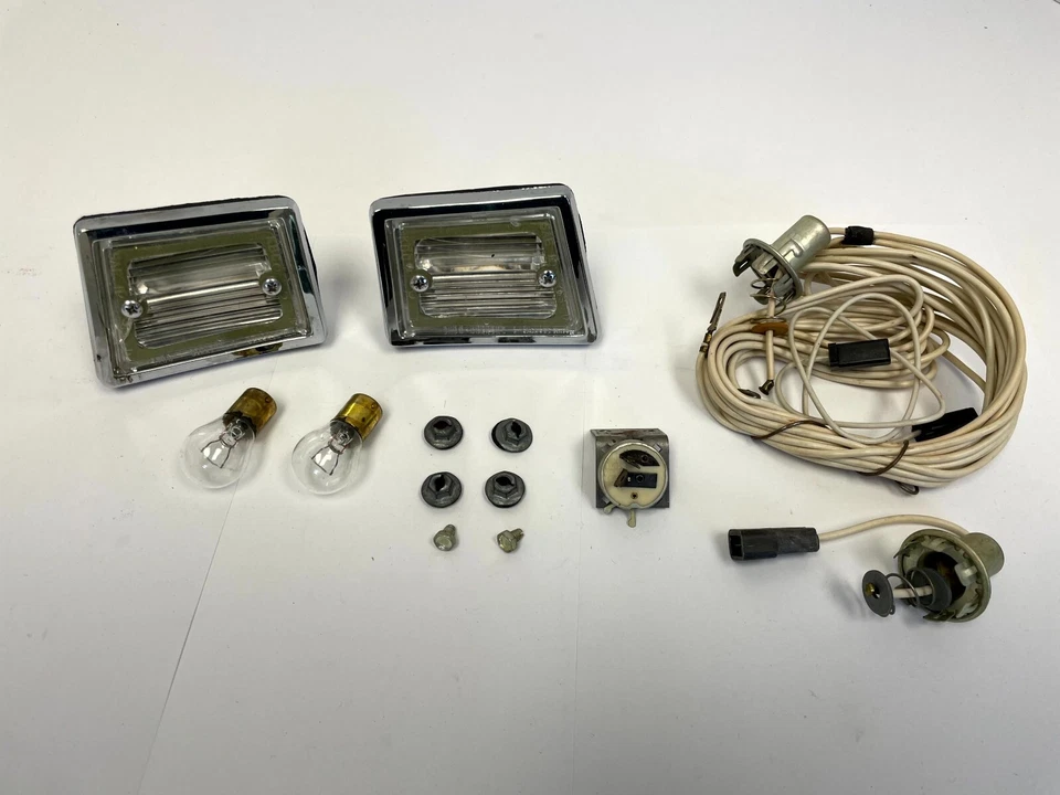 1963 - 1964 年道奇 Polara 330 440 反向备用灯包 2426451 NOS。 — 第 4/4 张图片