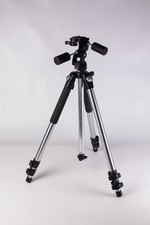 Manfrotto 055CL Heavy Duty Tripod with xx 3 Way Pan / Tilt Head. Mint Condition.