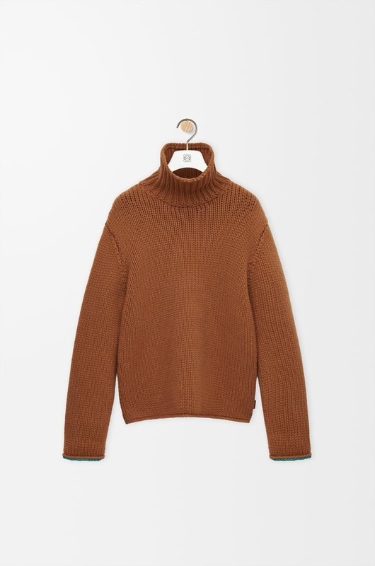 NWT Men’s 2025 Loewe Tan Brown Wool Oversized Sweater High Neck Large 42 $1200