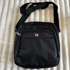 Swiss Gear Crossbody/Shoulder Bag