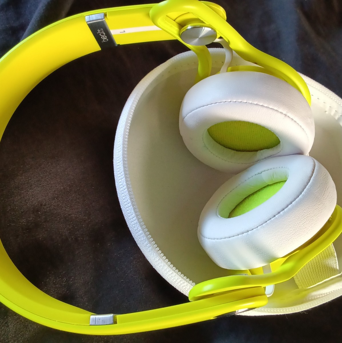 RARE Beats by Dr. Dre Mixr On Ear Headphone Neon Yellow