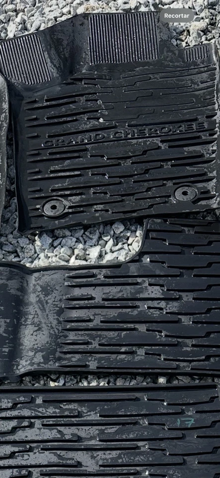 2016-2021 吉普大切诺基全天候脚垫 橡胶 带货物垫 原始设备制造商 — 第 4/4 张图片