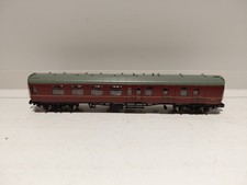 Graham Farish  N Gauge 374-187A MK 1 Brake Second Corridor Coach BR Maroon