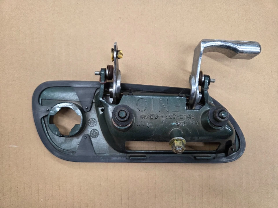 1993-2002 Lincoln Mark VIII Continental LF Exterior Door Handle Green - Imagem 2 de 2