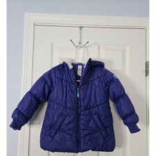 Carter Girl Hooded Puffer Jacket Size 5/6 Purple