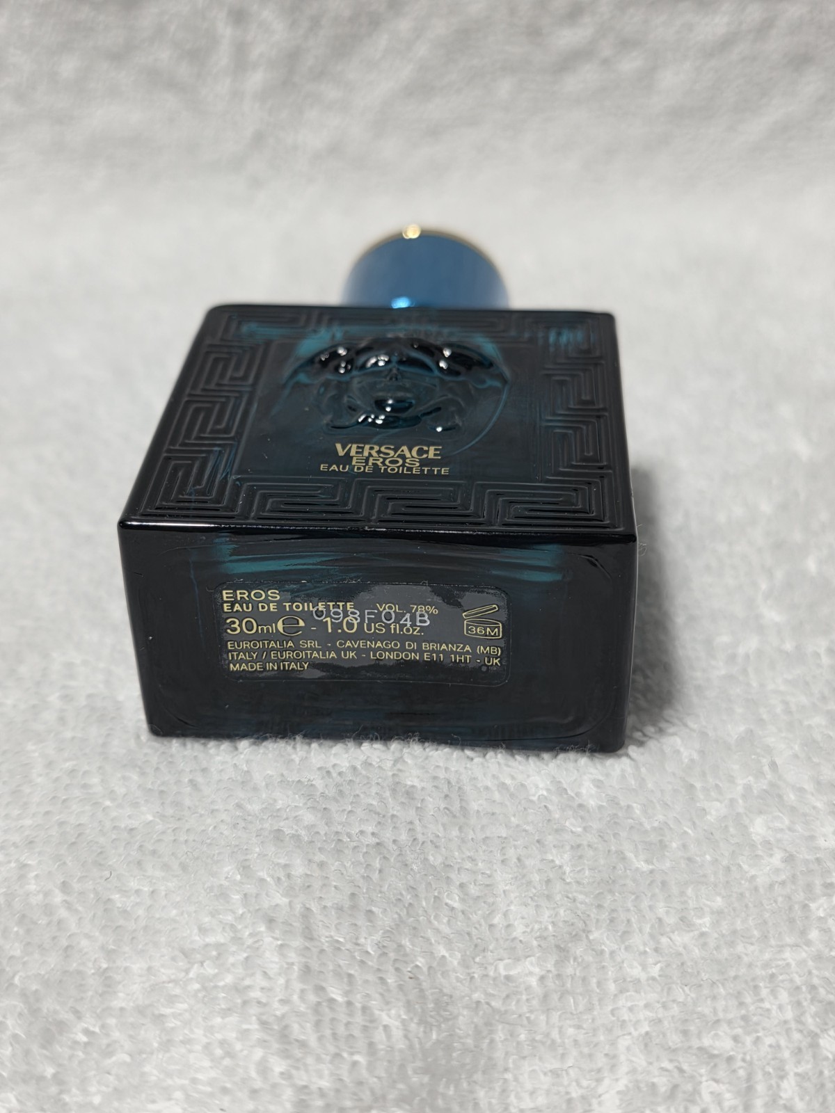 Gucci Guilty Essence EDT 1.6 oz 50 ml         Versace Eros EDT 1.0 Fl Oz thumbnail 4