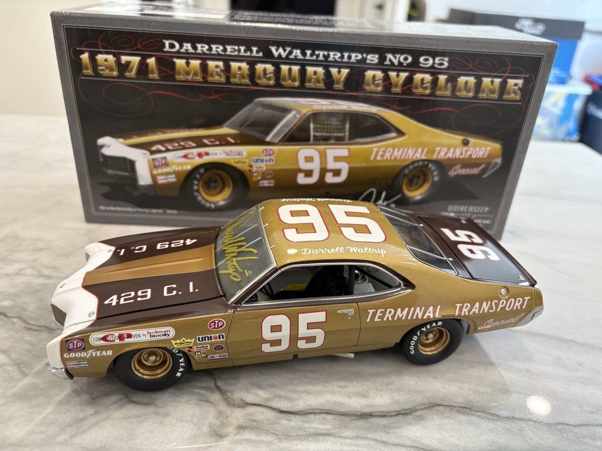 Darrell Waltrip 1971 Mercury Cyclone AUTOGRAPHED Nascar 1/24