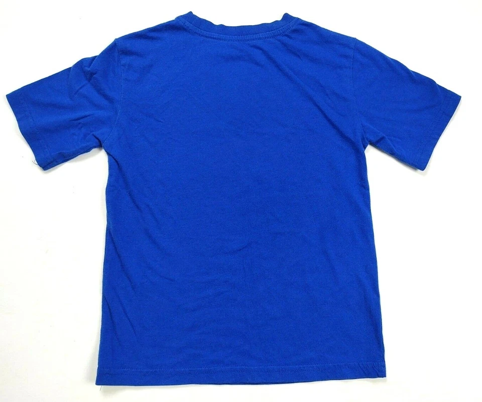 Camisa divertida azul Faded Glory para niños talla pequeña  Foto 2 de 4