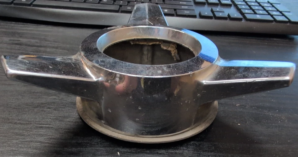 Vintage Ford Galaxie 890050-1 Chrome Spinner Tri-Bar Wheel Center Hubcap - Image 3 of 4