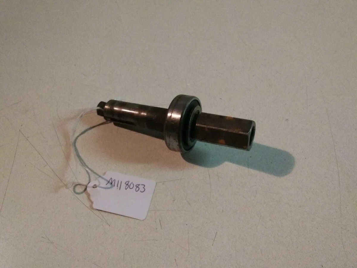 GENUINE JOHN DEERE SNOW BLOWER SHAFT PART NUMBER M118083 | eBay