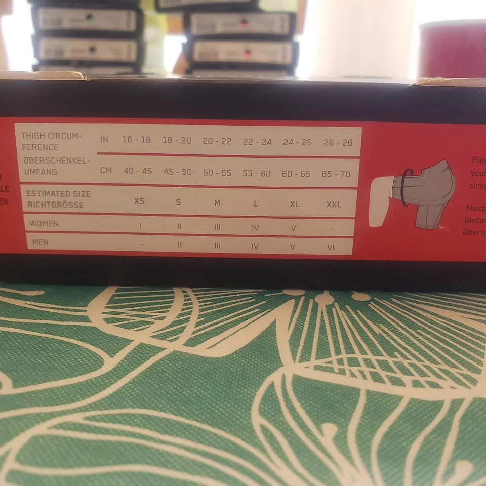 CEP Active+ Base Shorts Women's  Black Size III 3 Medium Sportswear - Image 2 of 2