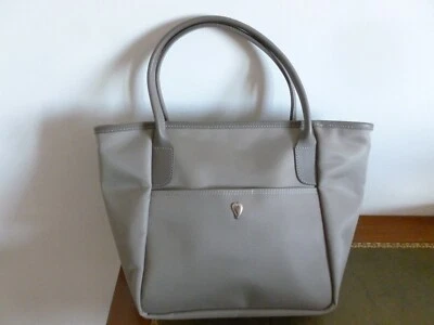 NEUF SUPERBE SAC CABAS LANCASTER BI MATIERE CUIR ET TOILE SATINEE TAUPE - Photo 1/4