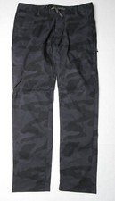 686 Everywhere Feathrlt Pant Relaxed Fit 32 Black Camo KCRGNS29-BLCM