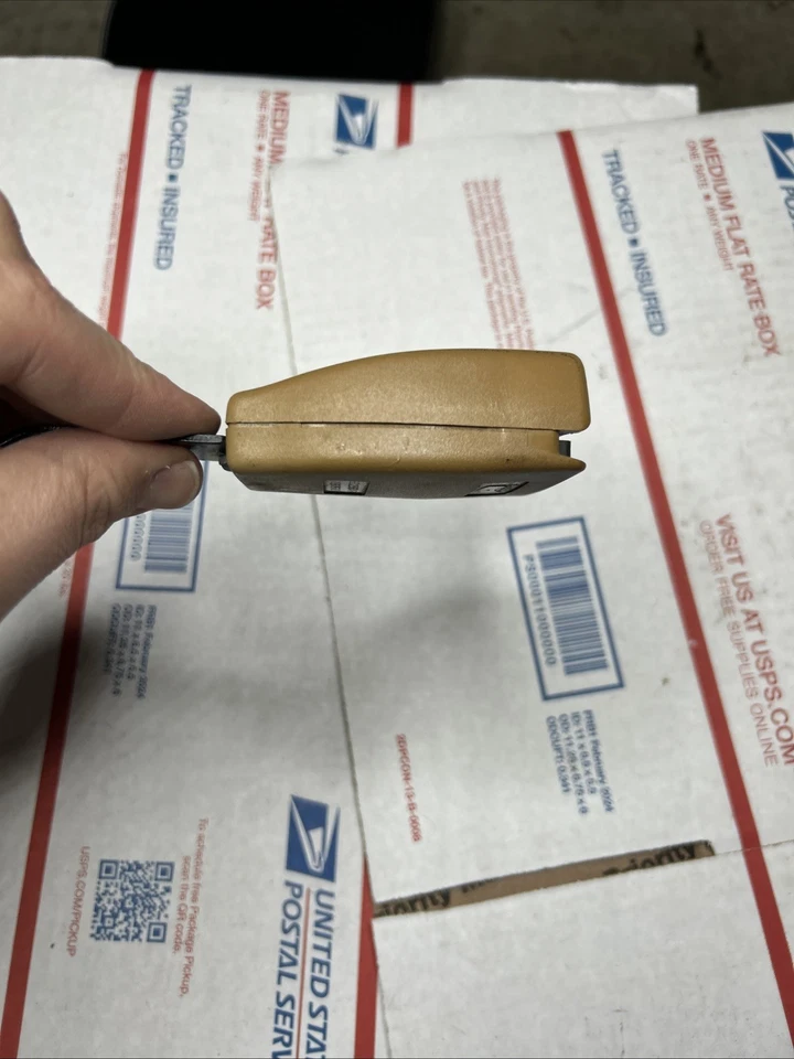 93.5 94 95 JAGUAR XJS CUPÉ HEBILLA CINTURÓN SEGURIDAD TRASERO DERECHO BEC23658AFW CEBADA Foto 4 de 4