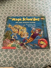 Magic School Bus on the Ocean Floor by Joanna Cole (1994, Trade Paperback)