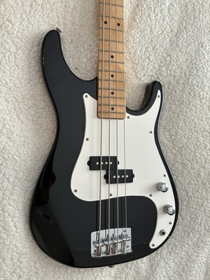 #ad Peavey Fury Bass USA $269.00