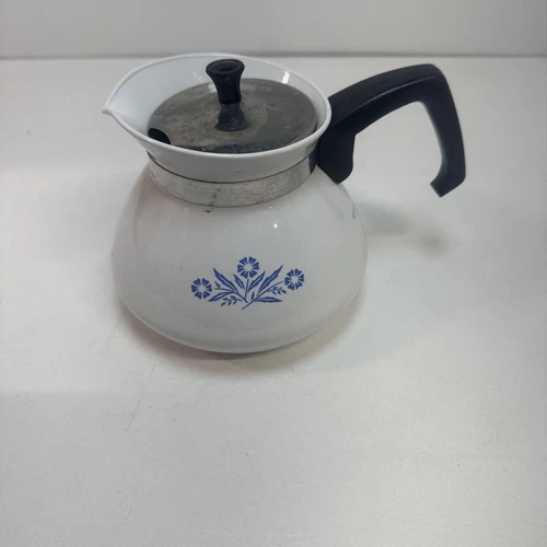 VTG Corning Ware Blue Cornflower 6 Cup Teapot Tea Kettle P-104 Home Decor