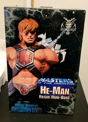 HE-MAN MINI-BUST -- 2004 NECA -- FOUR HORSEMEN: #754/3500 -- NO SWORD