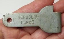 Vintage REPUBLIC FENCE WIRE WRAPPING TOOL HAND FARM FENCE RANCH TOOL 
