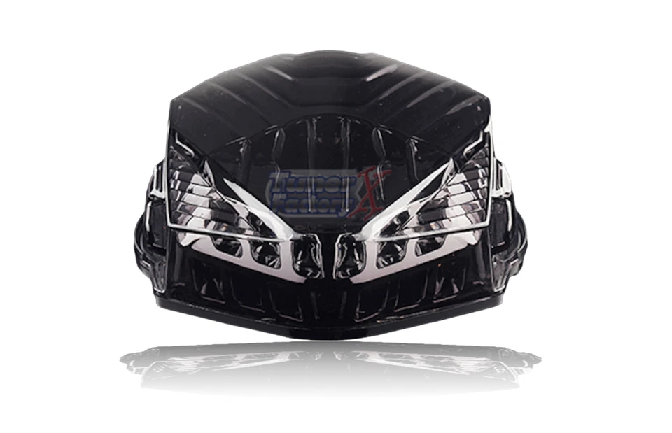 LUZ TRASERA LED POWERGRID + INTERMITENTES PARA NC700 X S Integra DCT HUMO para 2015 Foto 3 de 4