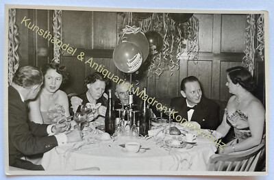 orig. Foto AK Feier um 1955 Berlin Party Essen