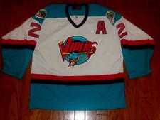 GAME USED 2000 SERGEI GUSEV DETROIT VIPERS VINTAGE HOCKEY JERSEY IHL FIGHT STRAP