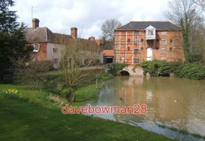 PHOTO  SPROUGHTON MILL BY THE RIVER GIPPING ONLINE RESEARCH SUGGESTS THE MILL WA
