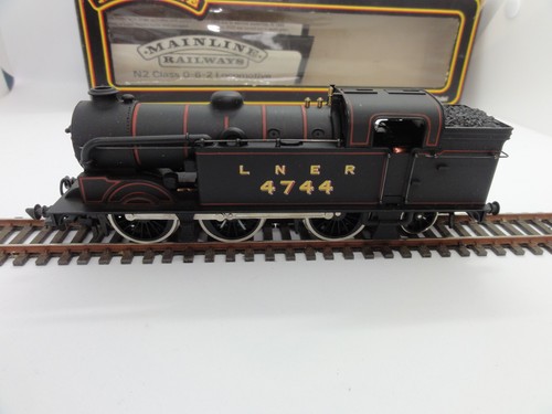 Mainline [54158] Lokomotive der Klasse LNER 0-6-2 N2. R/Nr. 4744. Maßgeschneidert. | Zustand: Used