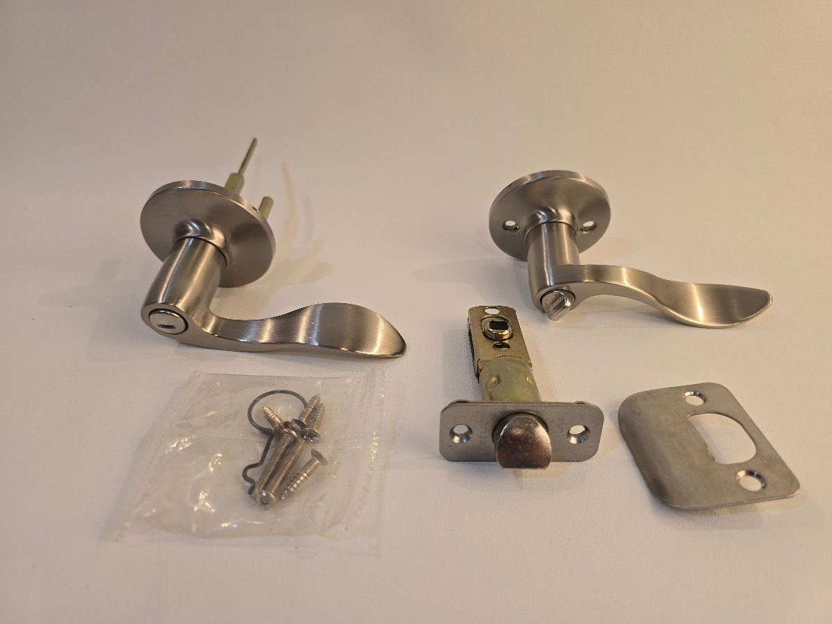 Privacy Door Lever Handle Set Sl3000ly Open Box