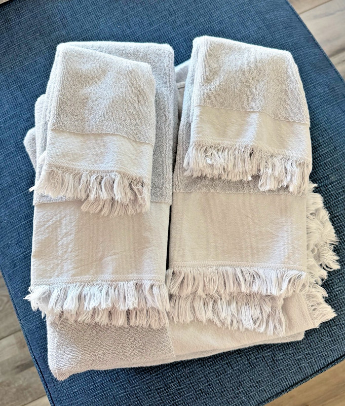 Set of pale lavender Anthropologie fringed towels Bath (2),Hand(2) Face (2)