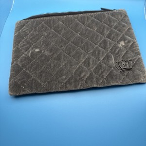 Cosmetic bag - Pre Owned