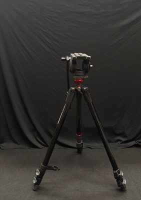 Manfrotto 755XB Tripod w/ Soft Case   Solid, Reliable, Ready to Use!!