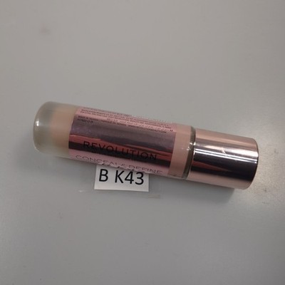Fluid Makeup Basis Revolution Make Up Conceal Define F4 23 ml