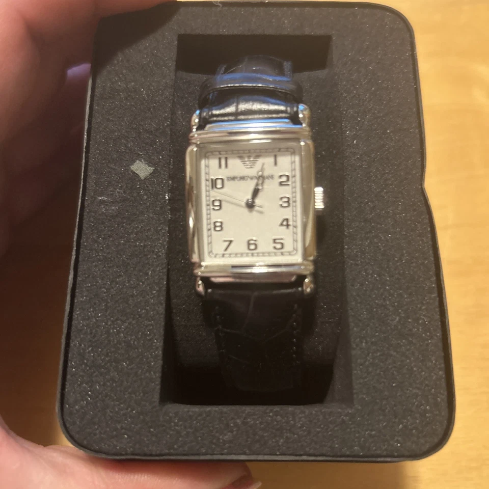 Reloj Hombre Emporio Armani Plateado Acero Inoxidable AR-0232 Nuevo Foto 2 de 4