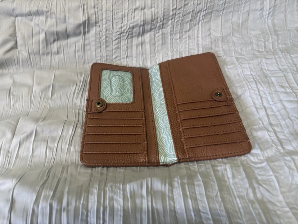 The Sak Camel Brown Leather Bifold Wallet with Credit Card Holder - Image 2 of 3