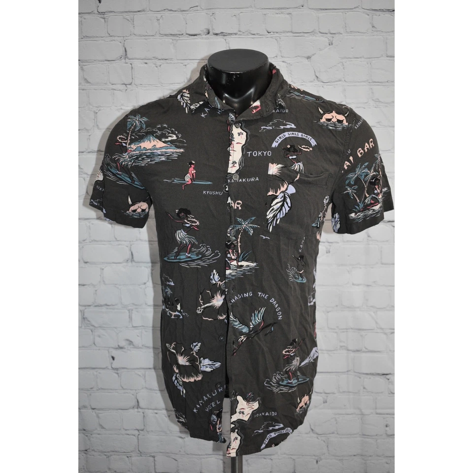 Quiksilver Hawaiian Style Shirt Mens Size Small Viscose Surfing Floral Tropical - Image 2 of 4