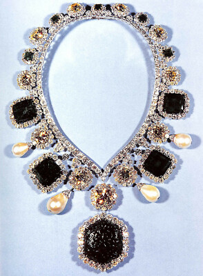 Queens' Jewels