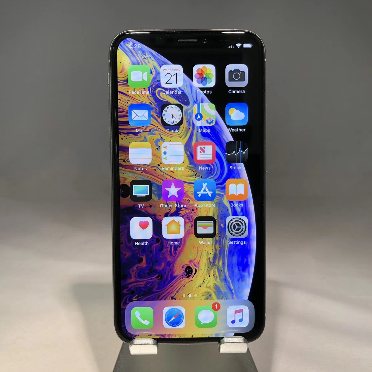 Apple iPhone XS 256GB Silver Unlocked Good Condition - New Battery