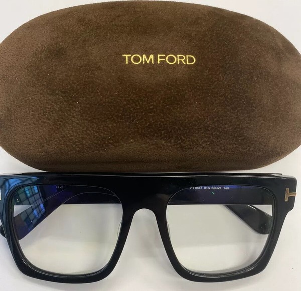 Tom Ford 0847 Renee Glasses Black 5634 52/20 - verikurdu.com