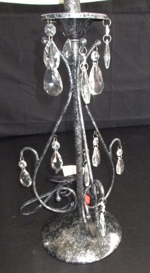 Mini Lámpara de Mesa Decorativa Iluminación AF 24" Acabado Martillado Negro/Plateado con Pantalla  Foto 2 de 4