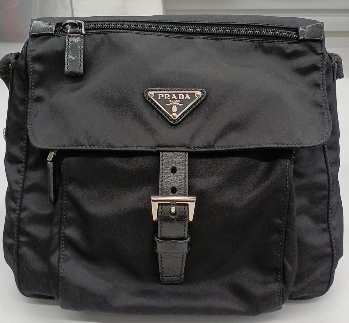 バッグ PRADA leather one shoulder bag black Prada Leather Shoulder Bag | italist